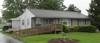 5173 Division Hwy, East Earl, PA 17519