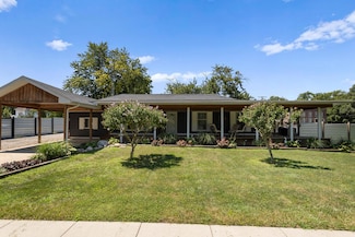 100 East St, Hume, IL 61932