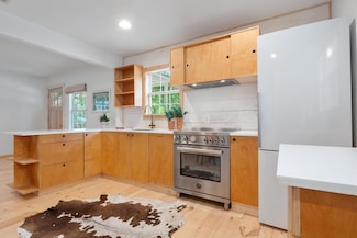 1405 Cometa St, Austin, TX 78721