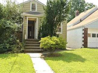 294 Locust Ave, Staten Island, NY 10306