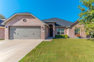 313 Donna Cir, Granbury, TX 76049