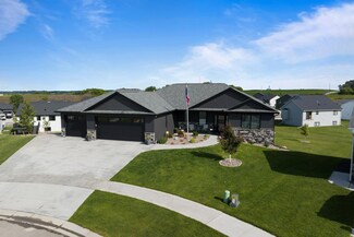 586 Haar Ln NE, Byron, MN 55920