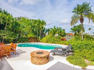 1896 Mooringline Dr, Vero Beach, FL 32963