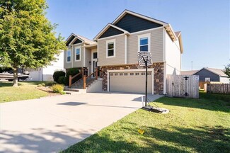 623 E 15th St, Eudora, KS 66025
