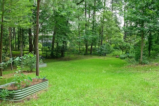 569 Spring Lake Dr, Shreveport, LA 71106