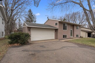 818 11 1 2 St N, Sauk Rapids, MN 56379