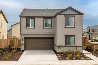 387 Thunder Rd S, Madera, CA 93636