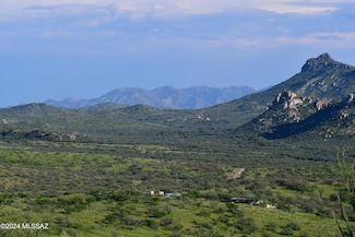 000 Poorwill Canyon Rd Unit 9, Tubac, AZ 85646