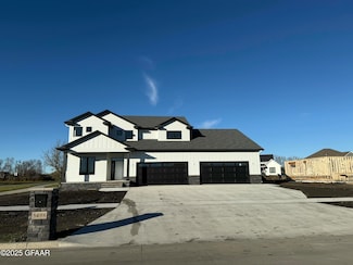 5498 Courtyard Dr, Grand Forks, ND 58201