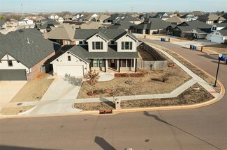 915 Kings Canyon Rd, Norman, OK 73071