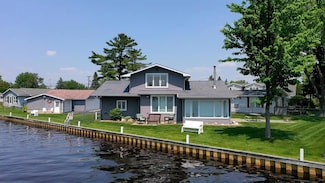111 Inlet Dr, Prudenville, MI 48651