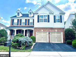 43595 Aldie Mill Ct, Chantilly, VA 20152