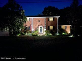 615 Meadow Ln, Clarks Summit, PA 18411
