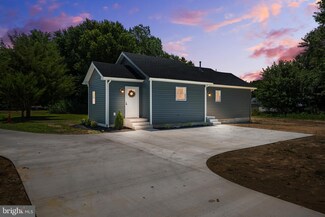 123 Illinois Rd, Pennsville, NJ 08070