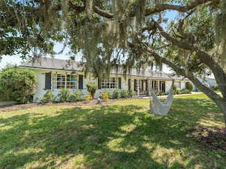 3100 Peacock Ln, Mulberry, FL 33860