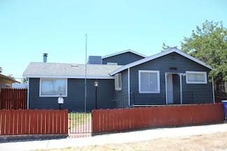 113 Lucard St, Taft, CA 93268