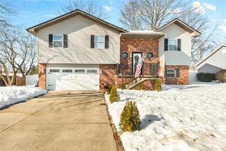 532 Whip Poor Will St, Troy, IL 62294