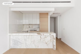 30 Riverside Blvd Unit 20C, New York, NY 10069