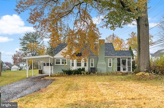 817 Beach St, Reading, PA 19605