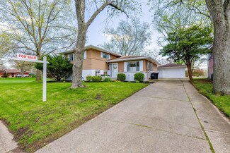 125 Warwick St, Park Forest, IL 60466