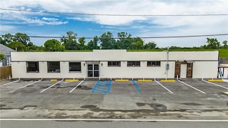 15520 River Rd, Hahnville, LA 70057