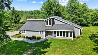 7990 Baird Rd, Groveport, OH 43125