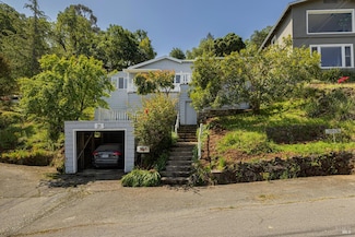 31 Martens Blvd, San Rafael, CA 94901