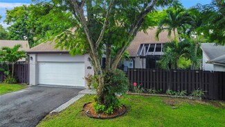 13420 SW 108th Street Cir N, Miami, FL 33186