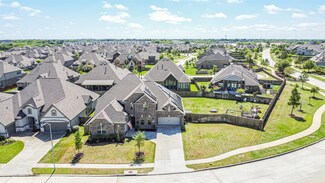 16804 Dry Creek Falls Blvd, Cypress, TX 77433