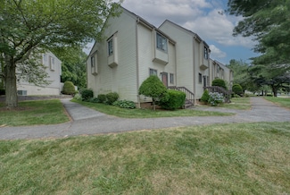 560 Yale Ave Unit 209, Meriden, CT 06450