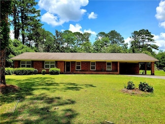 2775 Seminole Trail, Waycross, GA 31503