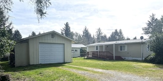 32210 N Place, Ocean Park, WA 98640