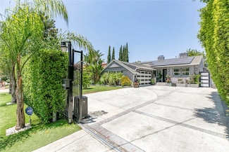 15409 Wyandotte St, Van Nuys, CA 91406