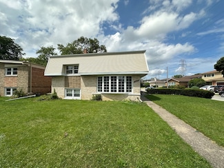 5212 Harmswood Terrace, Skokie, IL 60077