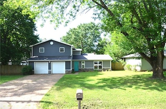 93 Old Depot Rd, Farmington, AR 72730