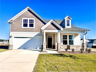 99 Little Branch Dr, Lillington, NC 27546