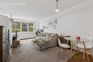 315 E 69th St Unit 2-A, New York, NY 10021