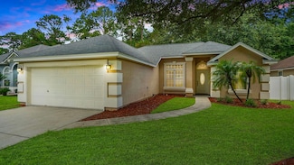 2826 Coachman Lakes Dr, Jacksonville, FL 32246