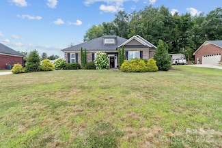203 Poplins Grove Church Rd, Albemarle, NC 28001