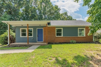 5208 Oak Ridge Ct, Winston Salem, NC 27105