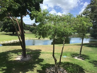565 Oaks Ln Unit 203, Pompano Beach, FL 33069