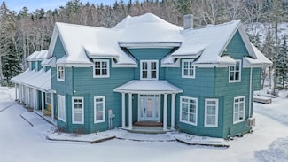 68 2nd Ave, Fort Kent, ME 04743
