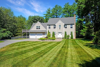 19 Olympia Ave, Old Orchard Beach, ME 04064