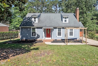 111 Mcdole Cir, Cary, NC 27511
