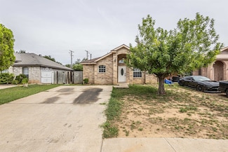 753 Snake Dr, Laredo, TX 78045