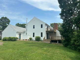 15 Beach St, East Falmouth, MA 02536