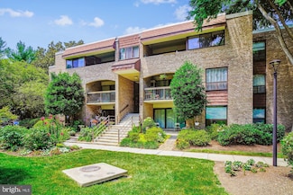 401 Christopher Ave Unit 23, Gaithersburg, MD 20879