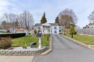 7 Pratt St, Taunton, MA 02780