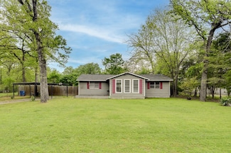 801 Cedarcrest Dr, Tool, TX 75143