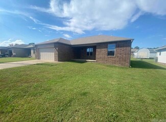606 Summer Dr, Heber Springs, AR 72543